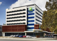 Holiday Inn Express Newcastle - Holiday Adelaide