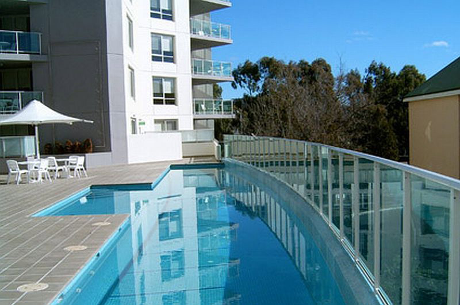 Pacific Suites Canberra - thumb 2