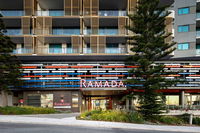 Ramada VetroBlu Scarborough Beach - Getaway Accommodation