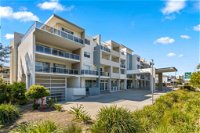 Quality Suites Pioneer Sands - Accommodation Gold Coast