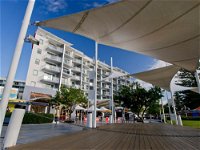 Oaks Waterfront Resort - SA Accommodation