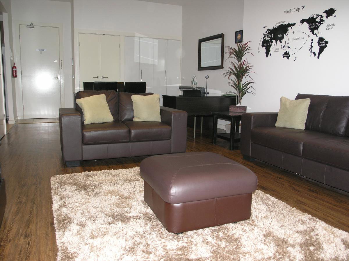 Kinlyside ACT Accommodation in Surfers Paradise