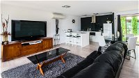 Lure Bed and Breakfast - Accommodation Airlie Beach