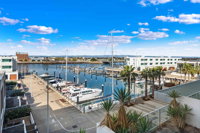 Port Adelaide Executive Waterfront Apartment - Accommodation Bookings
