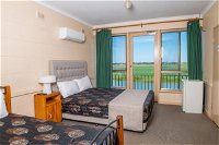 Tailem Bend Riverside Hotel - Accommodation Airlie Beach