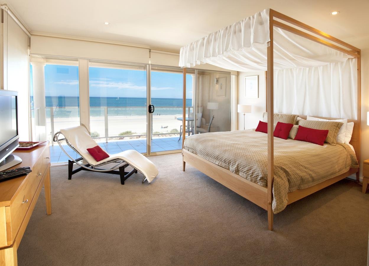 Adelaide Luxury Beach House - thumb 4