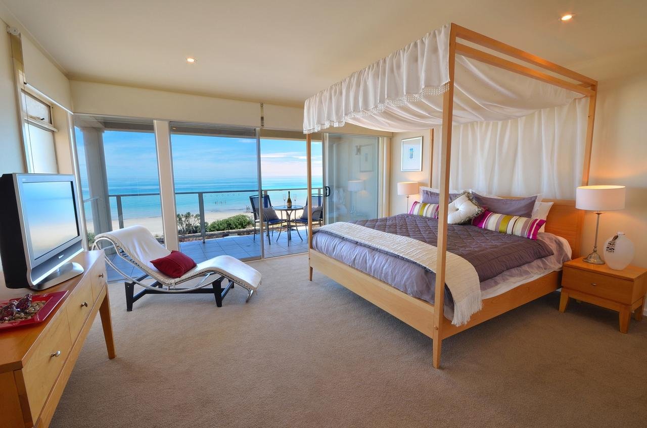 Adelaide Luxury Beach House - thumb 2