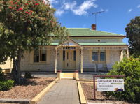 Armadale House - Kingscote - Accommodation ACT