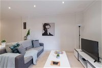 One Bedroom In Adelaides East End FREE WIFINetflixParking - Accommodation Search