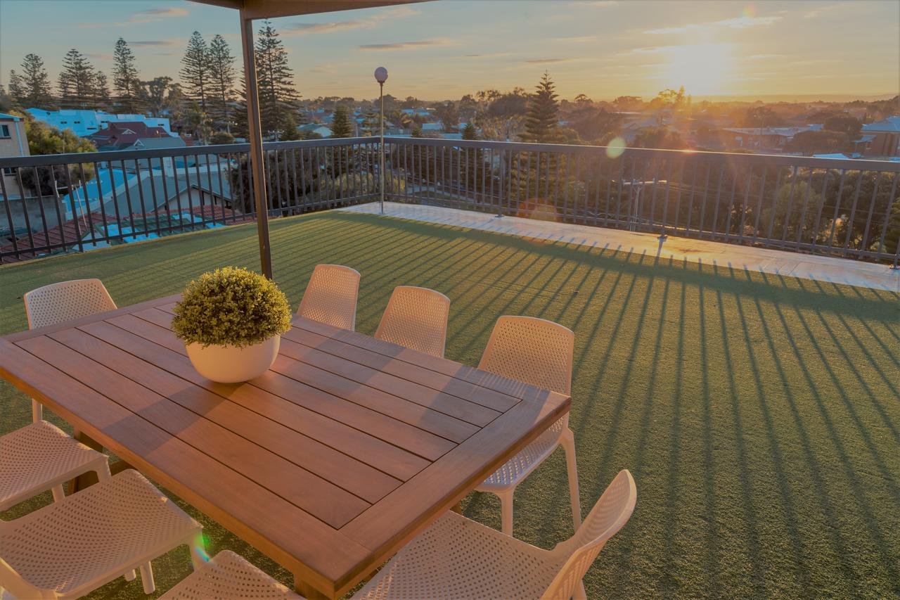 Book Henley Beach South Accommodation  Timeshare Accommodation