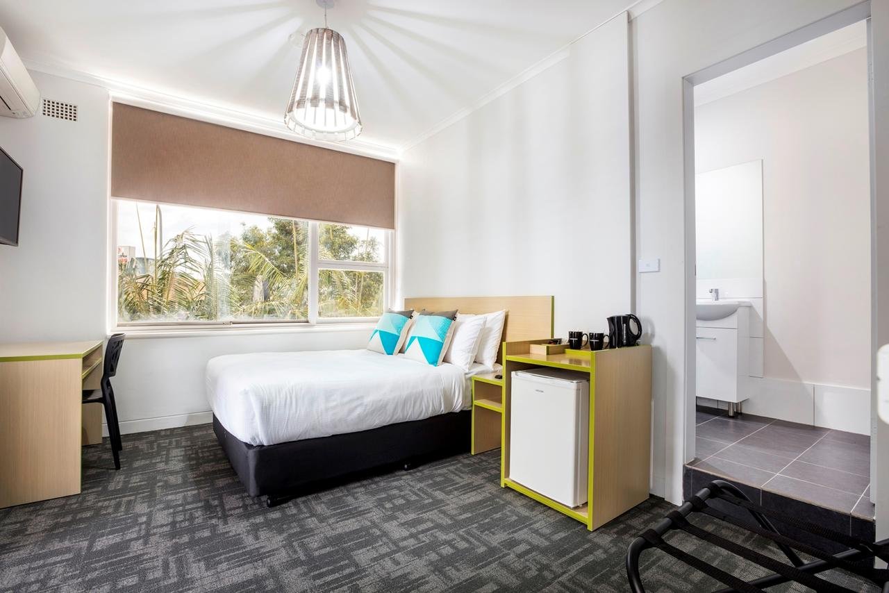 Caringbah NSW Accommodation Airlie Beach