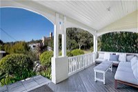 Holiday Home Fairy Bower Road Manly FAB05 - Great Ocean Road Tourism