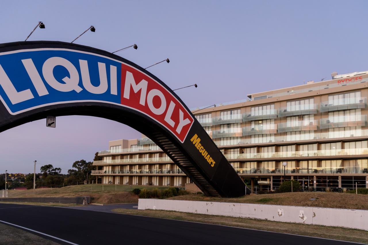 Mount Panorama NSW New South Wales Tourism 