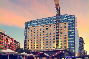 Mercure Sydney with Foster Accommodation