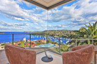 STUNNING MANLY VIEWS - Accommodation Perth
