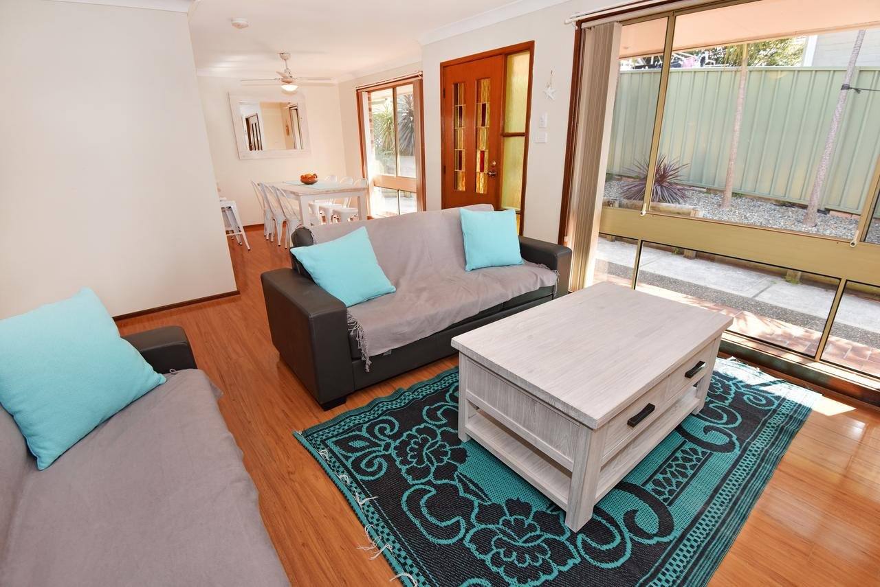Book Woonona Accommodation Vacations  Tourism Noosa