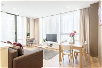 Sydney CBD Modern 2 bedroom Apartment  Free Car Parking - Accommodation Airlie Beach