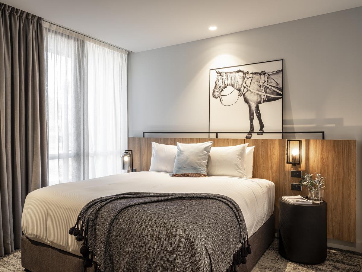 Mercure Sydney Rouse Hill - Click Find