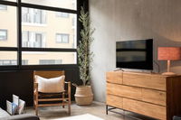 BRAND NEW BOUTIQUE WAREHOUSE 2BR APT KING BEDS KINGSTON in CANBERRA - Accommodation Main Beach