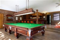 Brookfield Retreat - Large Holiday Home / Group Accommodation - Tourism Cairns