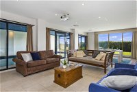 Book Newport Accommodation Vacations  Tourism Noosa