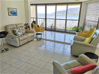 Cairns Ocean View Apartment in Aquarius - Accommodation ACT