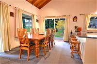 Camellia Lodge - Grafton Accommodation