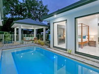 Castaways - Palm Cove - Lennox Head Accommodation