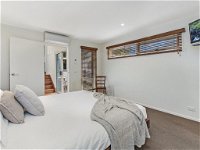 CASTWOOD VILLA No. 1 - Accommodation NSW