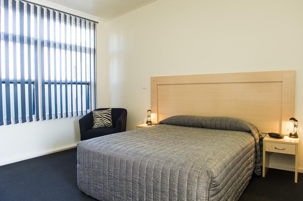 Young NSW Accommodation Adelaide