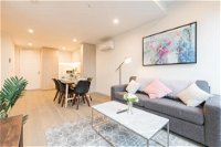 Chloe Serviced Apartment 1 bedroom Family - Accommodation BNB
