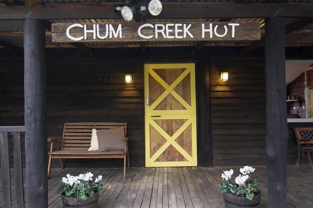 Book Chum Creek Accommodation  QLD Tourism