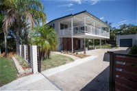 City Beach Holiday House - Accommodation Airlie Beach