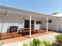 Classic Beach House in Rye - QLD Tourism
