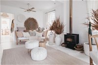 Collective Retreat - Charming Holiday Escape