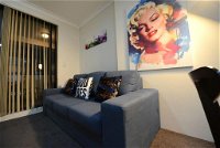 Comfort HS Apartment - Surry Hills - Accommodation Directory