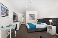 Comfort Inn  Suites Manhattan - Accommodation Airlie Beach