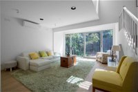 Comfy holiday house with poolRosanna - Accommodation Australia