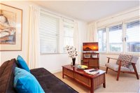 Convenient Studio With Lovely Courtyard - Accommodation Port Macquarie