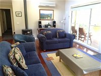 Corella Cottage Halls Gap - Broome Tourism
