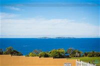 Countess Court Unit - Great Ocean Views - Accommodation Sunshine Coast
