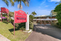 Country Lodge Motel - Surfers Gold Coast