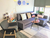 Cozy homely apartment CBR central - WA Accommodation