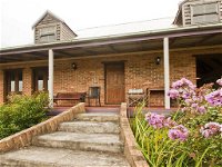 Culburra Cottage - charming country style cottage