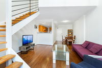 Darlinghurst Fully Self Contained Modern 1 Bed Apartment POP - Accommodation Directory