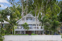 Decked Out By The Sea - Accommodation NSW