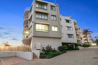 Deepwater Cove Unit 1 68 Lower Gay Tce Bulcock Beach - Accommodation Sunshine Coast