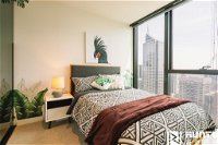 DeluxeStylish 2BRs APT in Collins House Melbourne CBD Free Tram Zone - Accommodation Adelaide