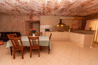 Desert Dwellers Underground BB - Accommodation Perth