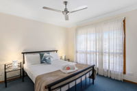 Dolphin Sands Holiday Cabins - Accommodation VIC